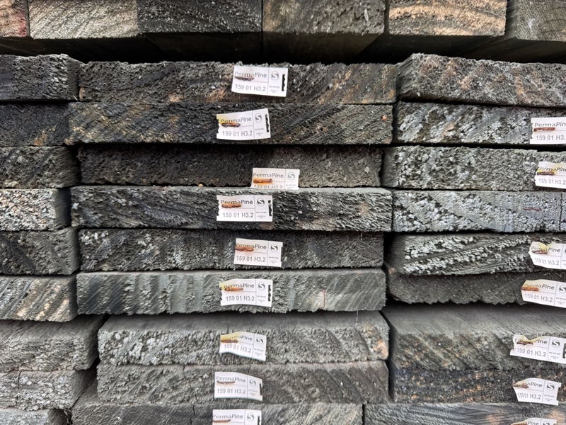 PINE, FENCING, ROUGH SAWN, MERCH, 200 x 25mm, H3.2 TREATED - 546m - TBT137862930695478785114