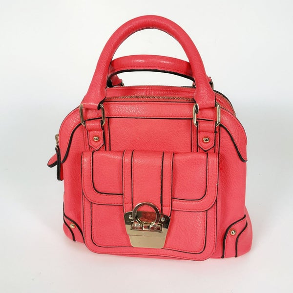 Marikai - Hot Pink Leather Crossbody Bag Carousel 1