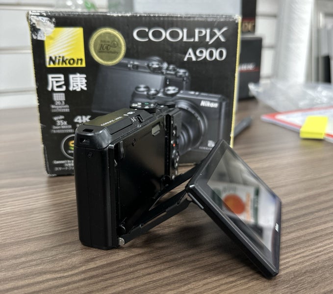 Nikon Coolpix A900 20.3 MP Digital Camera62933734900098111