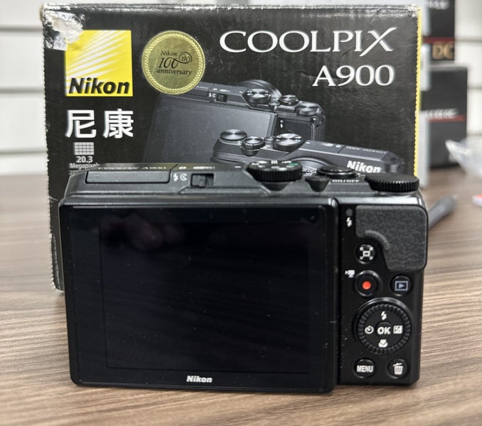 Nikon Coolpix A900 20.3 MP Digital Camera62933734900098113