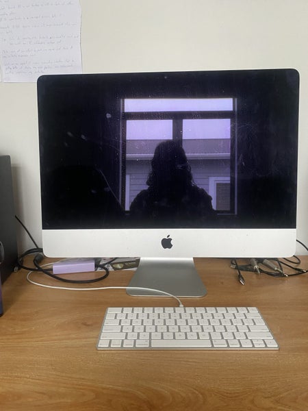 iMac Retina 4k 21.5 inch 2019, 1TB, 8GB RAM Carousel 1
