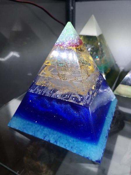 Decorative stunning one of a kind! Pyramid62930696270979112