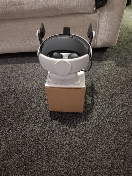 BOBOVR M2 PRO+ As new head strap quest 2 Carousel 6