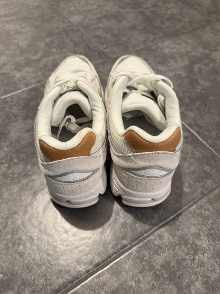 New Balance 2002R63000609123457114