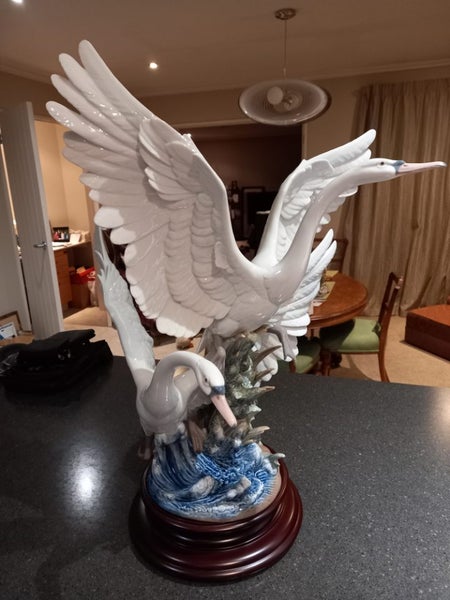 LLADRO "Swans Take Flight" #591262934724094851118