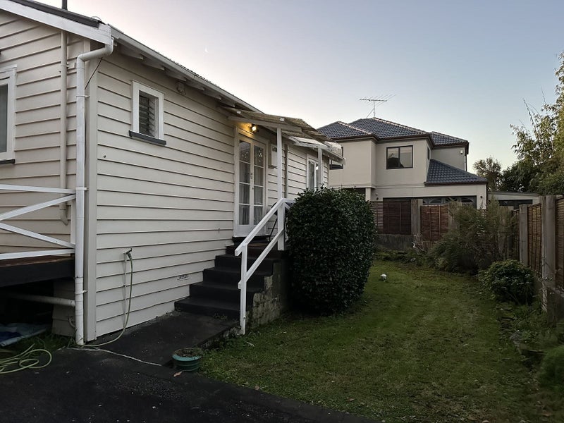 Image 1 of 8