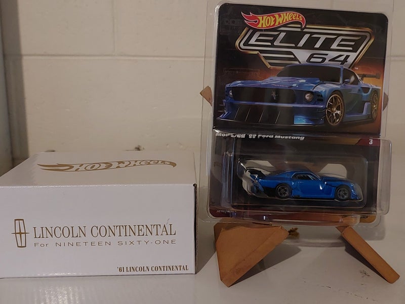 $1 RESERVE RLC EXCLUSIVE '61 LINCOLN CONTINENTAL & ELITE 64 '69 MODIFIED MUSTANG Carousel 1