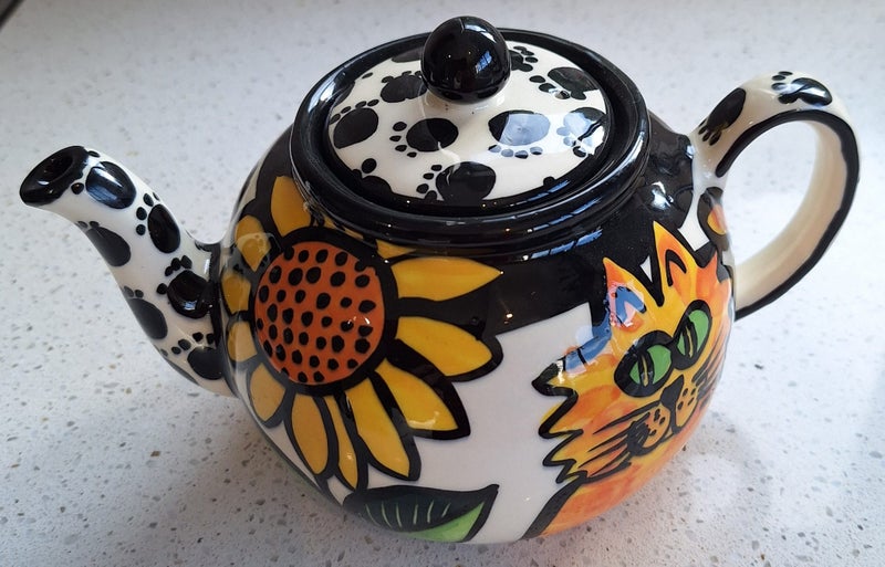 KEVIN KILSBY CERAMIC CAT TEA POT Carousel 1