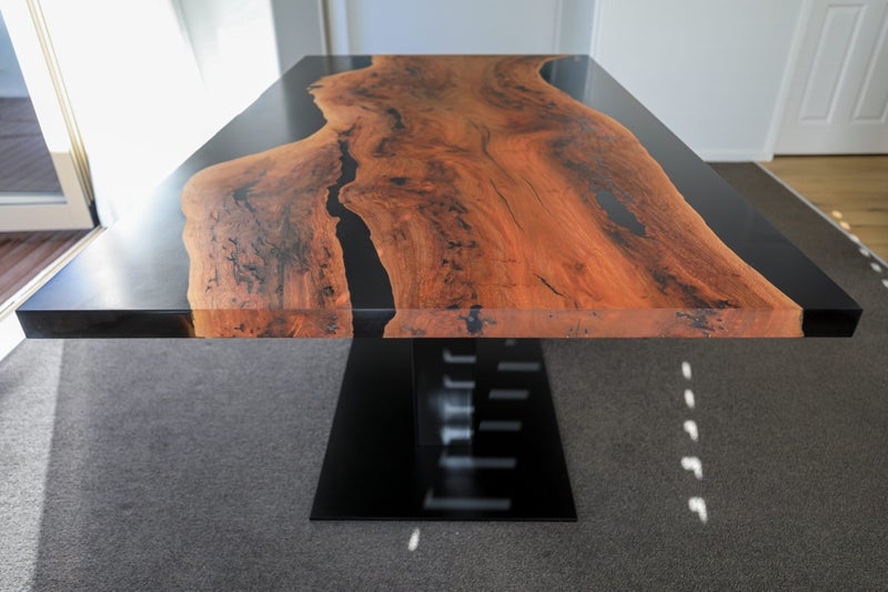 Stunning Wood/Resin Dining Room Table62929685665283114