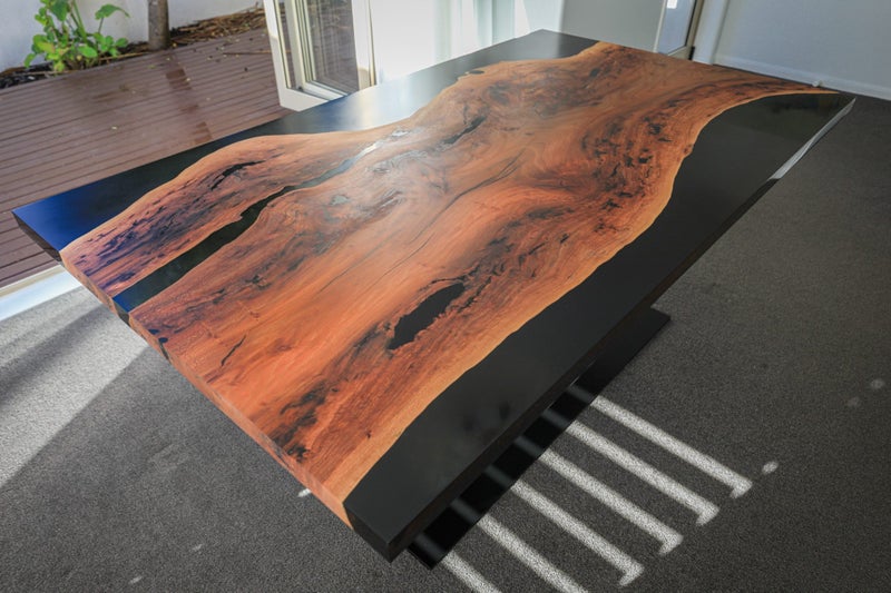 Stunning Wood/Resin Dining Room Table62929685665283113