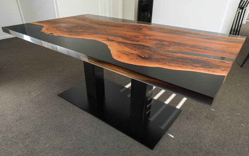 Stunning Wood/Resin Dining Room Table62929685665283112