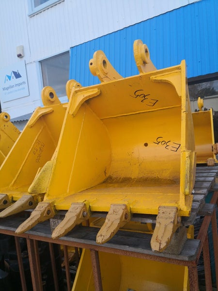 Rock Bucket for CAT305 CAT307 CAT312 / EX20 EX25 EX30 EX60 EX120 in Auckland Carousel 1