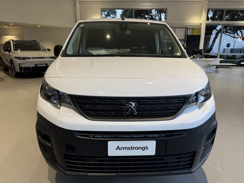 2025 Peugeot Partner Electric Utility Van62863272678145113
