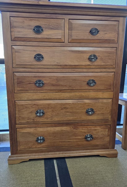 NEW Rivercrossing RIMU six drawer chest62933735625089119