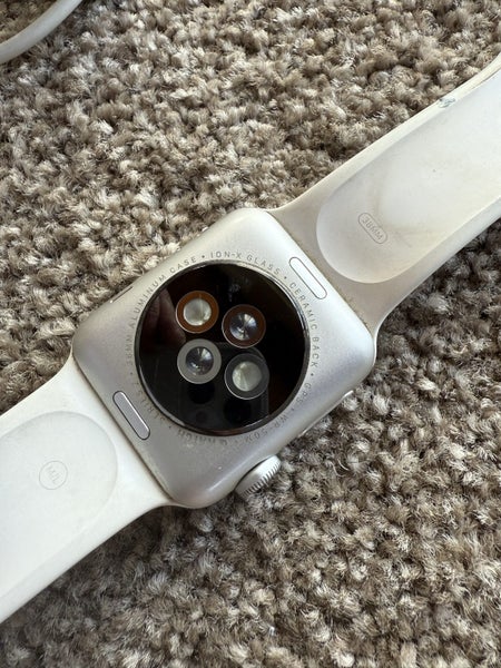 Apple Watch Series 2 – 38mm | Well Loved, Great Condition Carousel 2