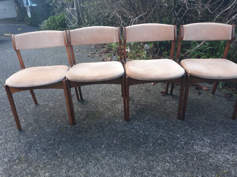 Otto Larsen 'Da Nina Deluxe' Dining Chairs x 4 Carousel 5