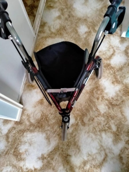 mobility walker63001205064321111
