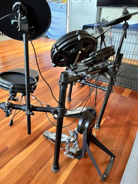 Alesis Nitro Mesh Electronic Drumkit63001343561346113