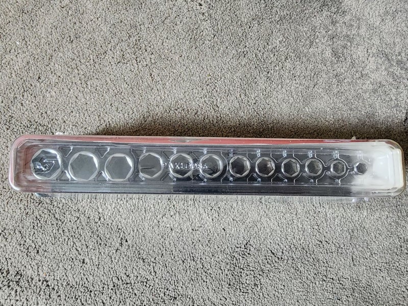 Snap On 212SFSMY 12 pc 3/8" Drive 6-Point Metric Deep Socket Set (8-19 mm) Carousel 2