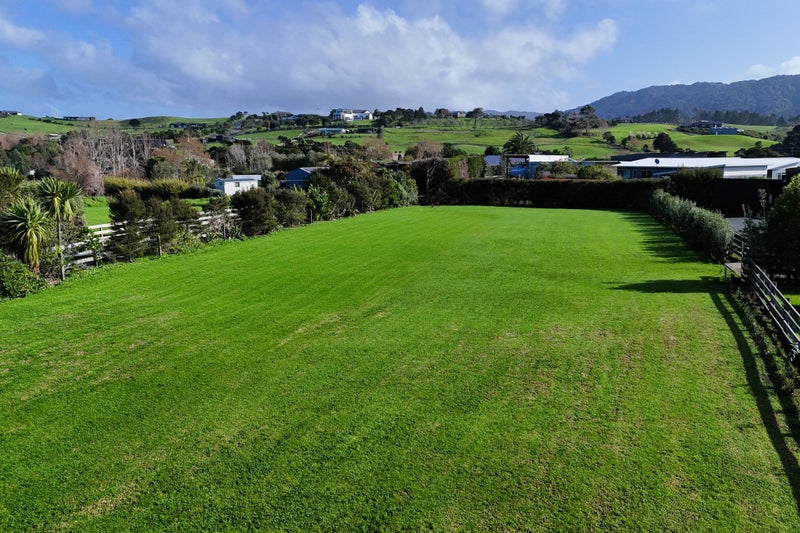 Image 2 of 10