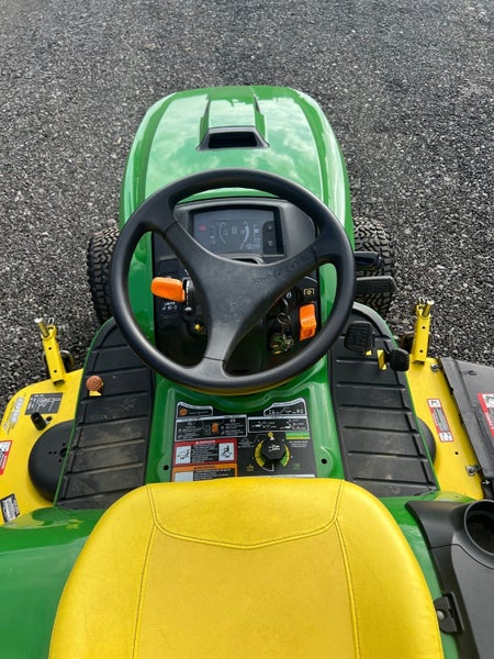 John Deere X758 Diesel with 60" high capacity cutting deck62935705292034114