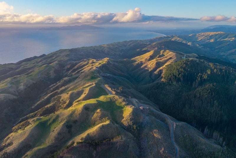 Large-Scale Land Holding with Views and Potential63612925211523113