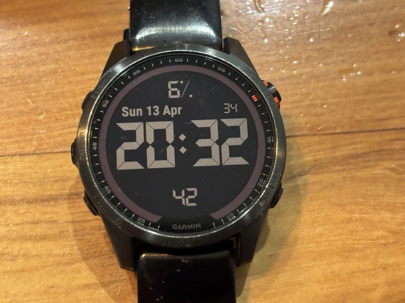 Garmin Fenix 7s Carousel 1