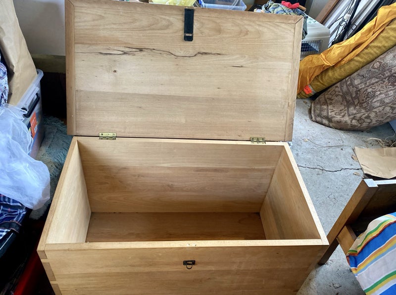 Blanket box Carousel 2