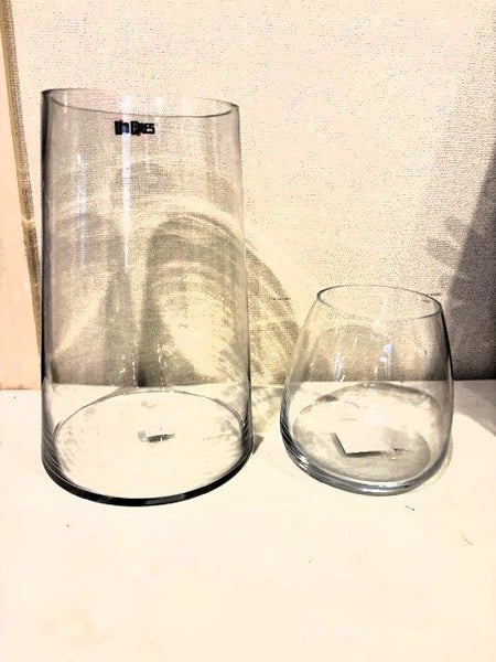 Two clear glass vases: IM Pres & Teddytimes; two sizes (2019S) Carousel 2