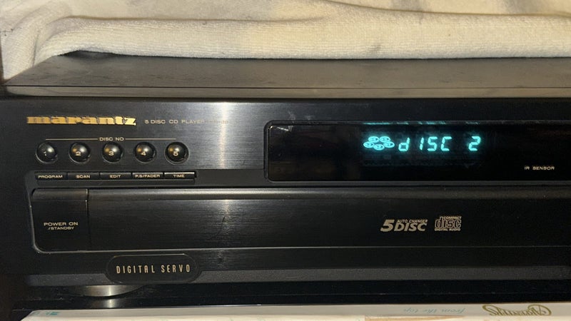 Carousel CD player (Marantz) Carousel 2