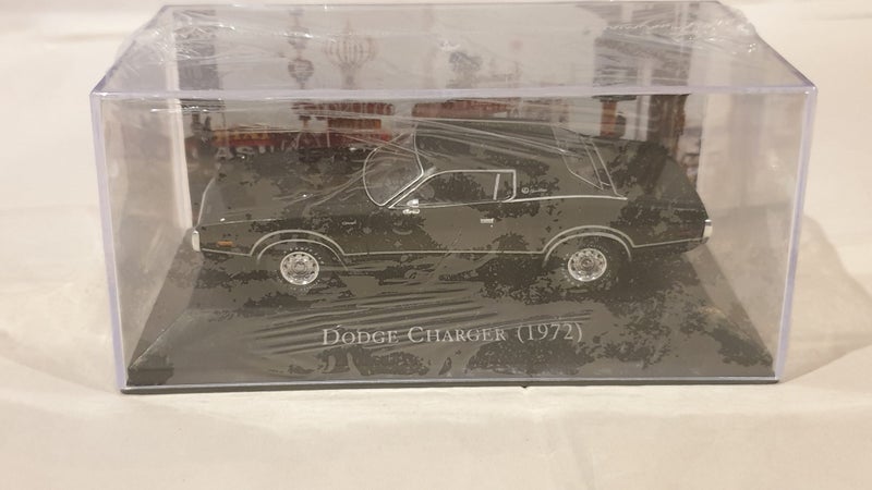1972 DODGE CHARGER COUPE 1:43 SCALE MODEL AMERICAN CAR COLLECTION DIECAST BLACK Carousel 1