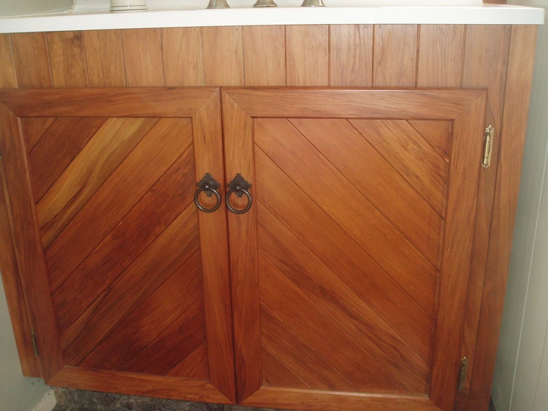 Rimu TG&V Panelling Carousel 5
