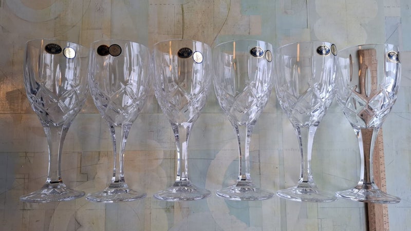 Bohemia 'Sheffield' pattern lead crystal wine glasses - set of six matching63616681114115111