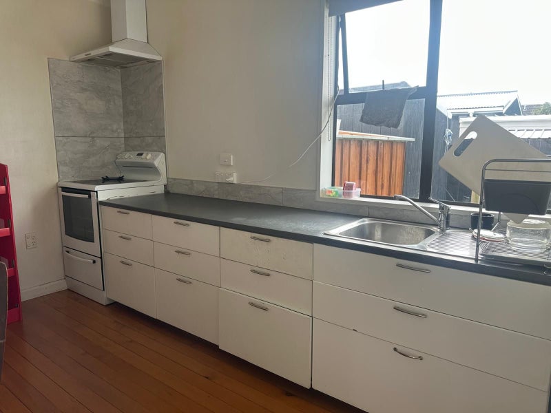 Bellevue, 2 bedrooms62944296821891111