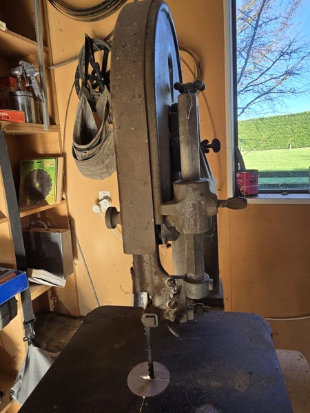 Bandsaw Carousel 1