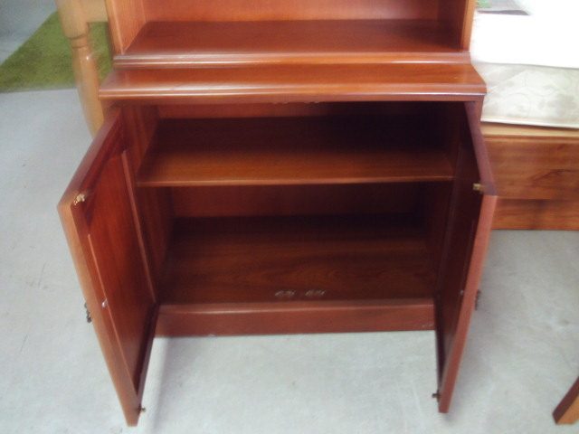 1400 LOVELY MAHOGANY DISPLAY UNIT Carousel 3