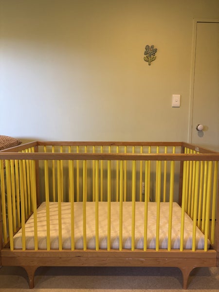 Kalon Caravan Cot Sunshine Yellow Carousel 1