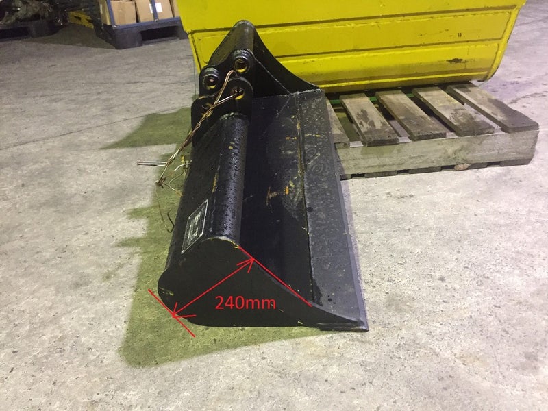 Digger Weed Bucket for 1.5T CAT301.5 CAT302.5 CAT303.5 304 EX20 EX25 EX30 Carousel 2