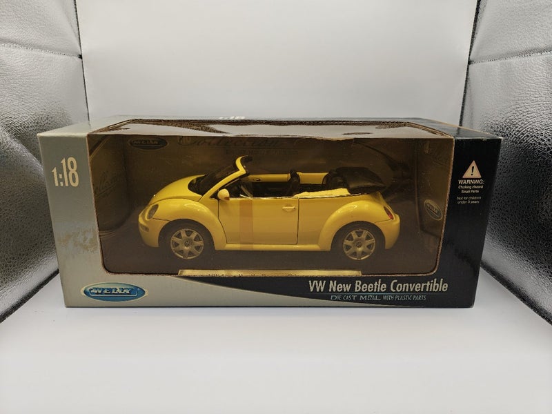 Welly 1/18 Volkswagen VW New Beetle Convertible Yellow **NEW IN BOX** Carousel 2