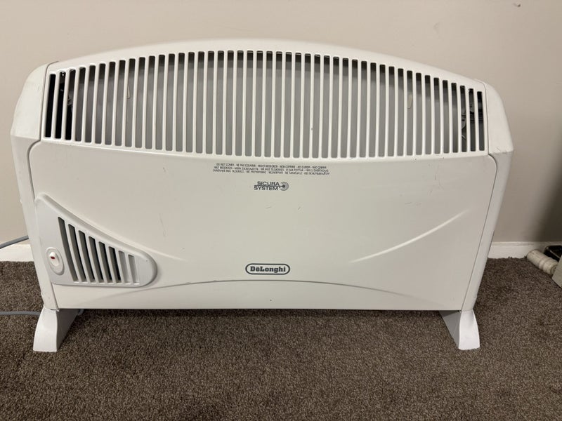 DeLonghi Convector Heater and Fan Carousel 1