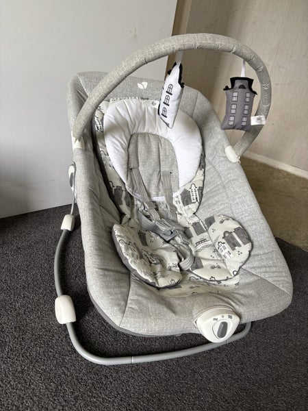 Joie Wish bouncer Carousel 2