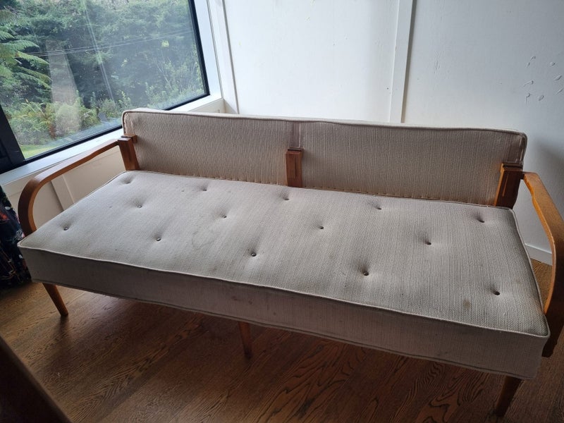 MID CENTURY NZ MADE SOFA62941445219841111