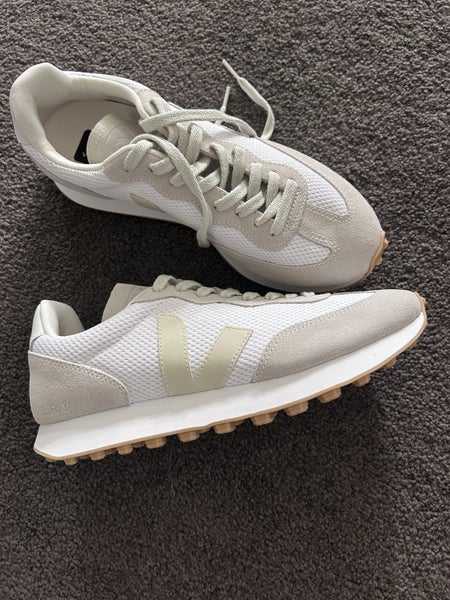 VEJA Sneakers Brand New62937635378945111