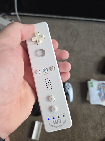 Nintendo wii bundle Carousel 1