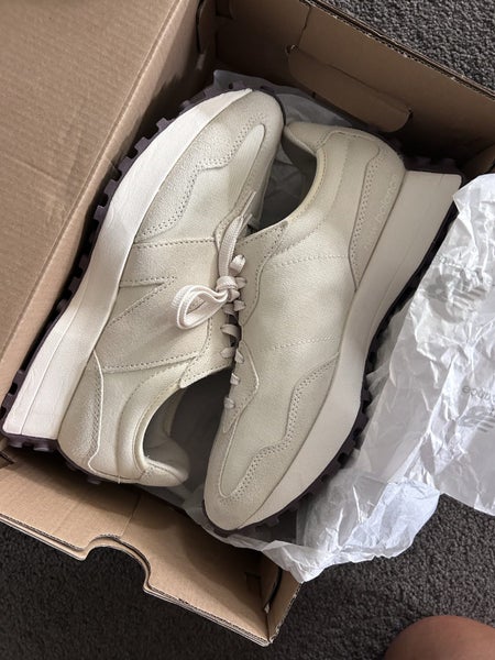 NB Sneakers 327 Brand New62937635488641111