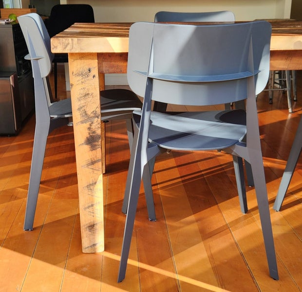 Classic 1950s Inspired Bauhaus Chairs – Stackable & Lightweight629376355552011112