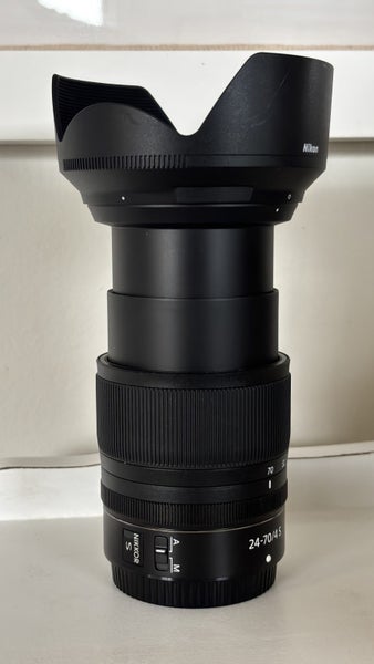 NEVER USED NIKON 24-70 4 S.62935707099393112