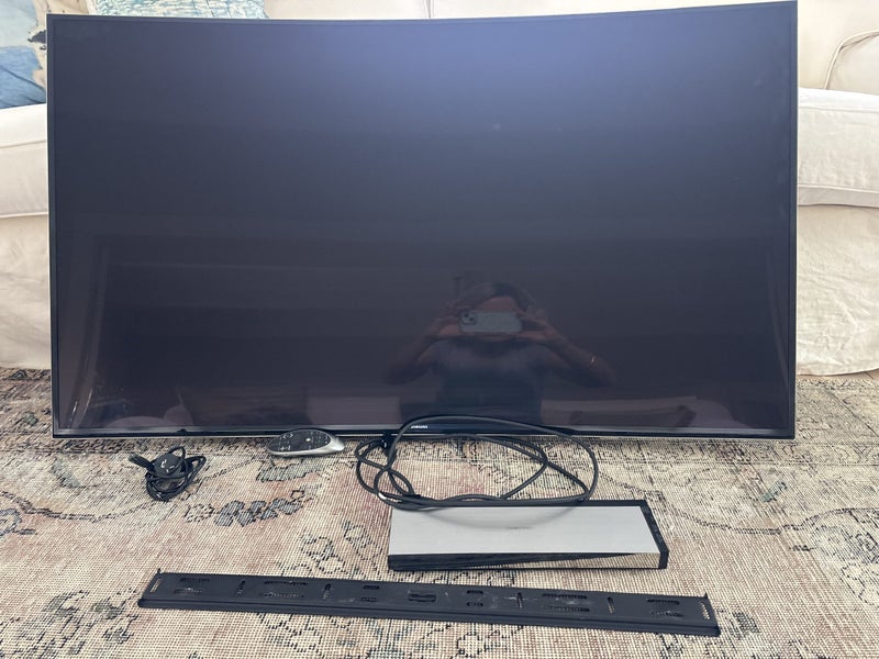 Samsung 55inch curved smart tv629357069039381119