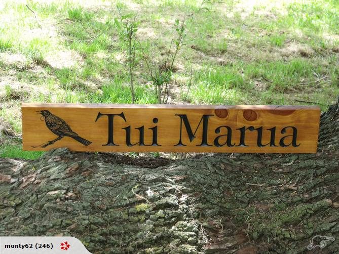 wooden signs / Plaques62940495100931114
