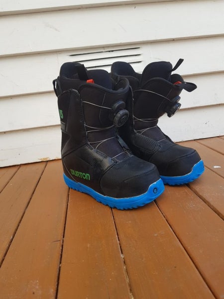 Burton kids snowboard boots-kids size 5-great condition62936674865665111